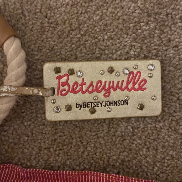 Betsey Johnson Betseyville Weekender Bag Reversible - Picture 3 of 10